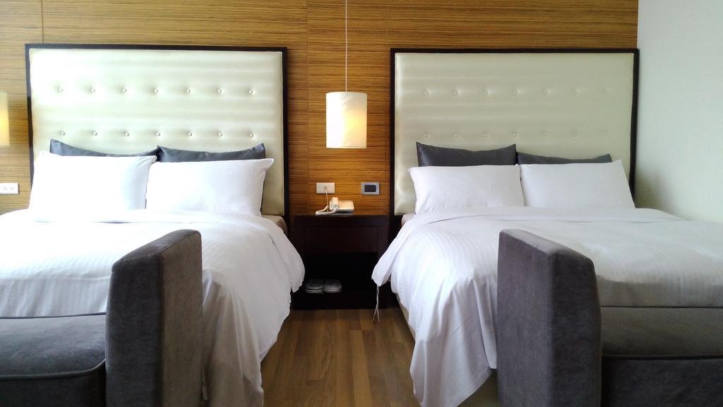 Hotel Modern Puli Kamer foto