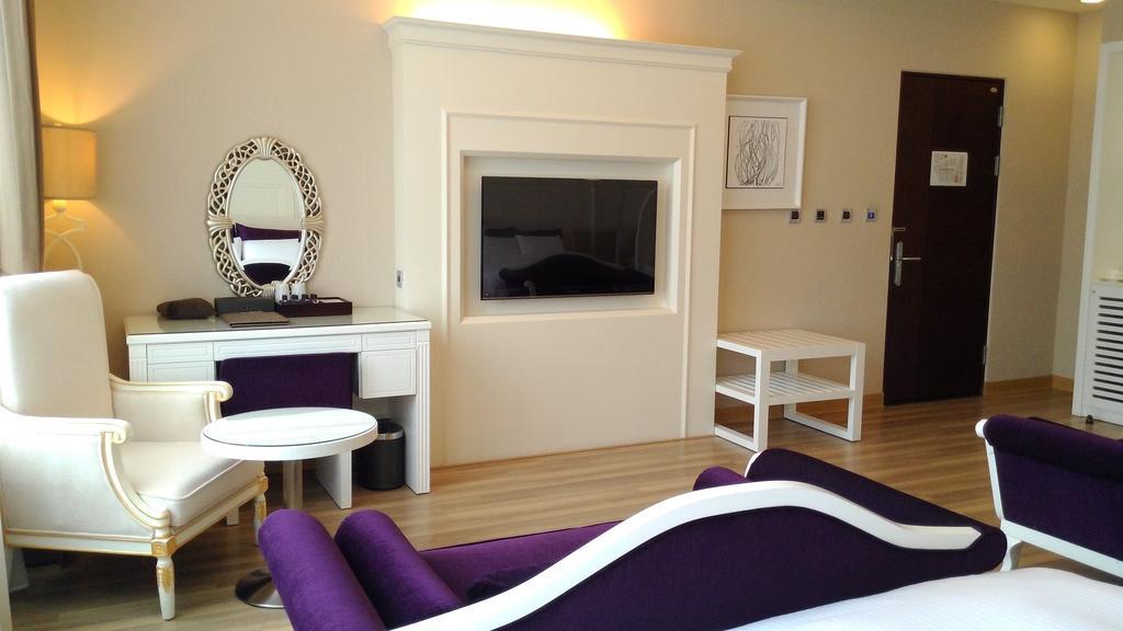 Hotel Modern Puli Kamer foto