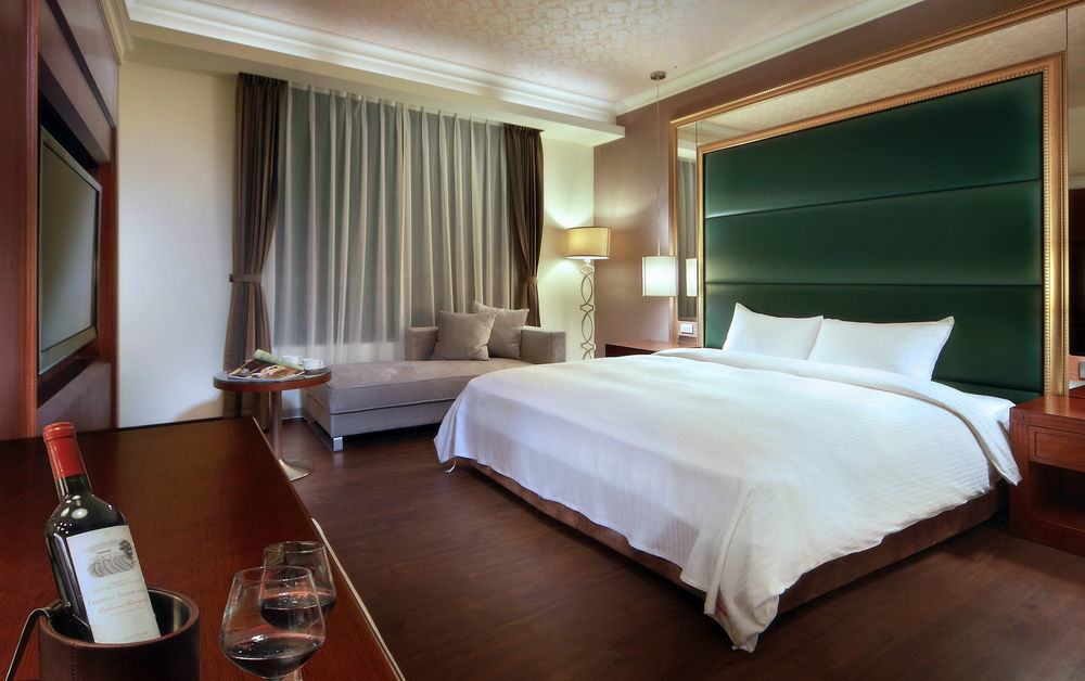 Hotel Modern Puli Buitenkant foto